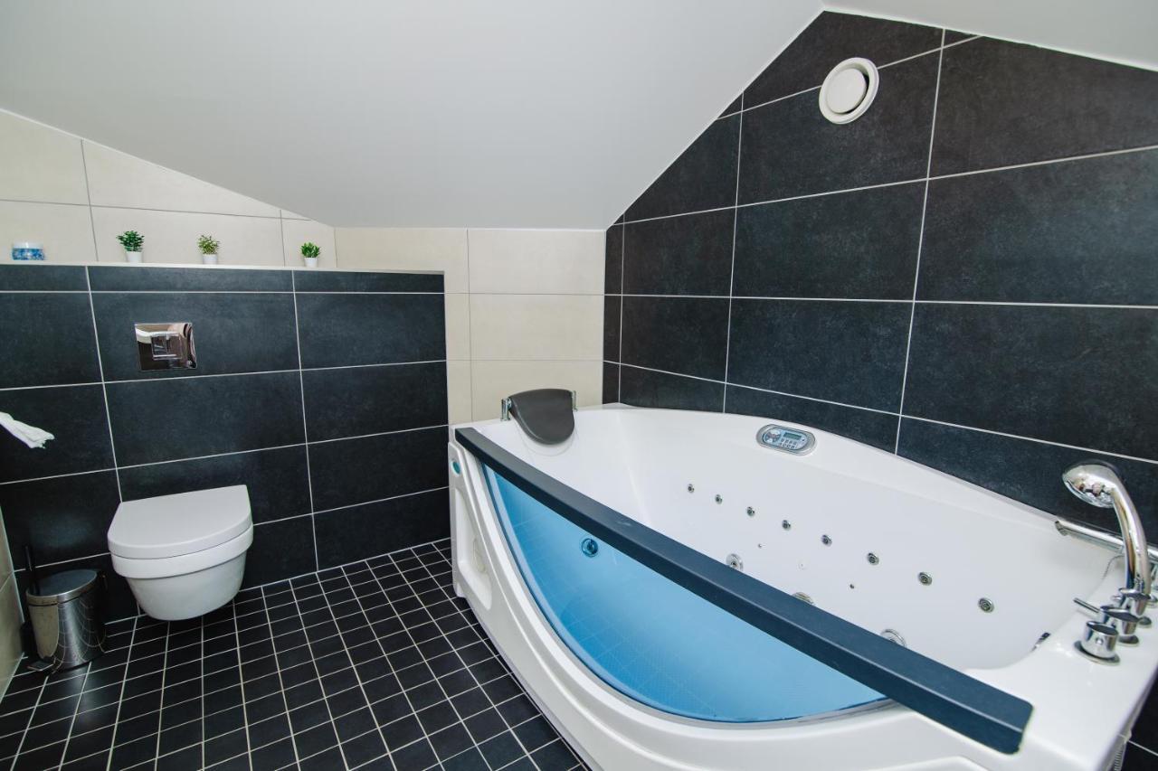 Viisnurga Puhkemajad Apartamento Uulu Exterior foto